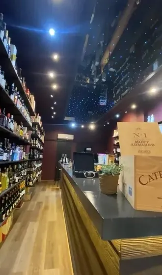 Fondo De Comercio En Venta - Vinoteca - 110mts2 - Lanús