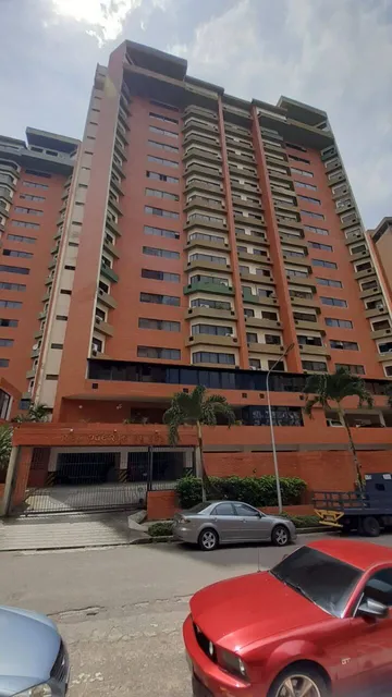 Amplio Y Cómodo Apartamento En Alquiler Amoblado En Urb El Bosque, Valencia, 520$ Mml Solo Clientes