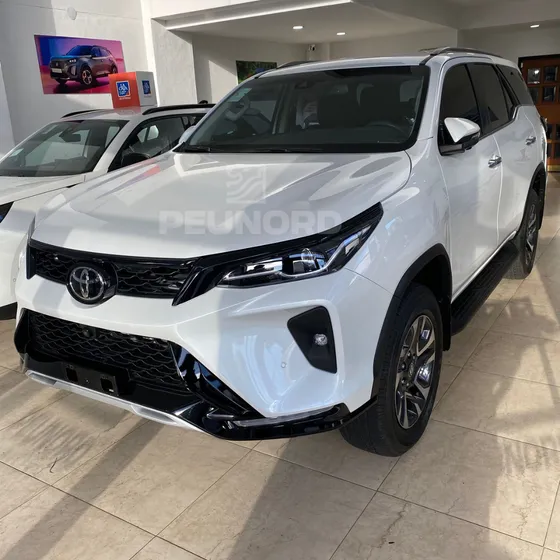 Toyota Sw4 2.8 Srx 204cv 4x4 7as At
