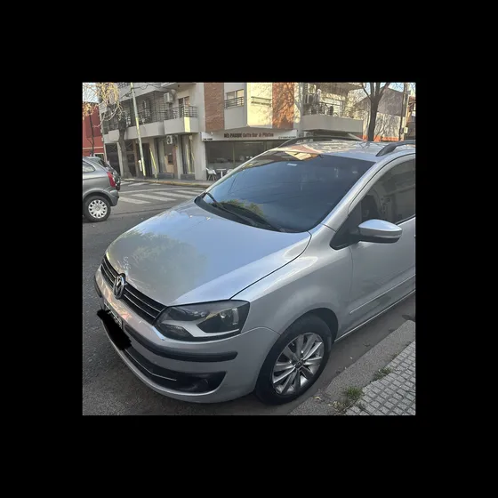 Volkswagen Suran 1.6 Highline 101cv 11c