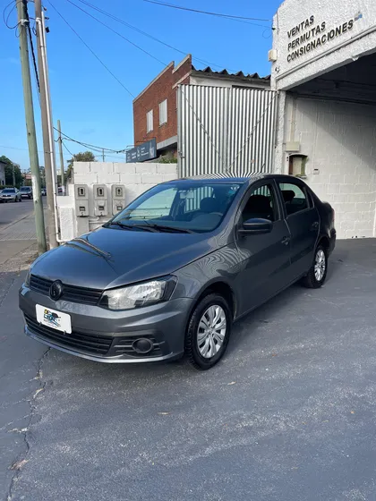 Volkswagen Gol Sedan 1.6 Comfortline 101cv