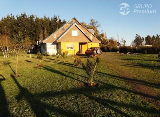 Casa En Venta De 5 Dorm. En Coihueco