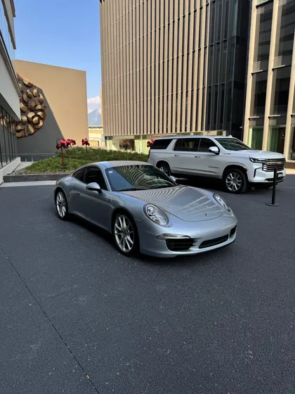 Porsche 911 3.8 Carrera S Coupe At