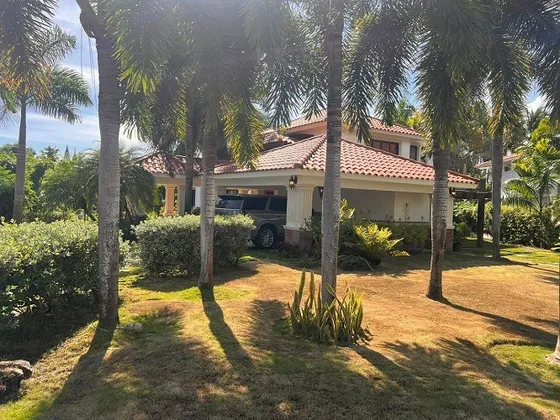 Venta Villa Metro Country Club - Juan Dolio