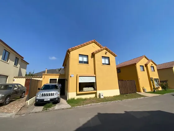 Casa En Venta En San Joaquín