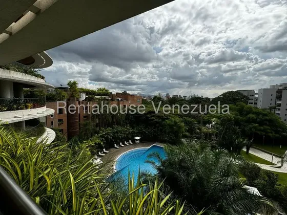 Apartamento En Alquiler Premier 27, 26-3812, Campo Alegre, Nc