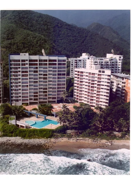 Se Vende Apartamento Camuri Grande 