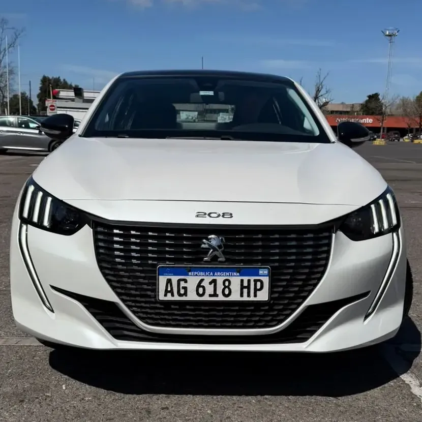 Peugeot 208 1.6 Feline