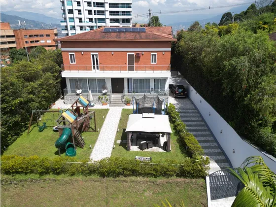 Casa En Venta En Sabaneta, Sector Vereda La Doctora
