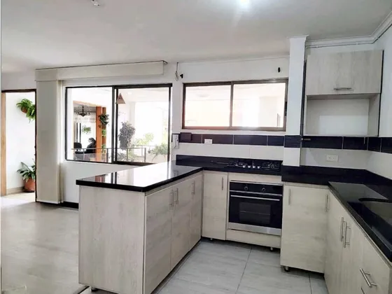 Apartamento En Venta Sector Florida Nueva, Medellin (c.v)