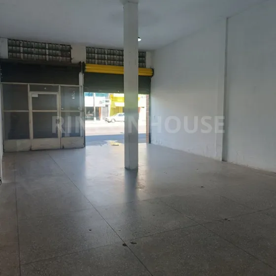 Local En Alquiler Av. Aragua, Maracay