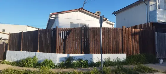 Casa En Venta En Pichilemu Cerca Hospital