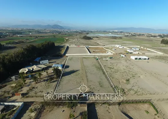 Oportunidad! Terreno Plano En Futuro Condominio Co...