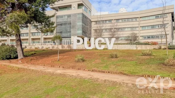 Curauma, Lado Universidad Catolica