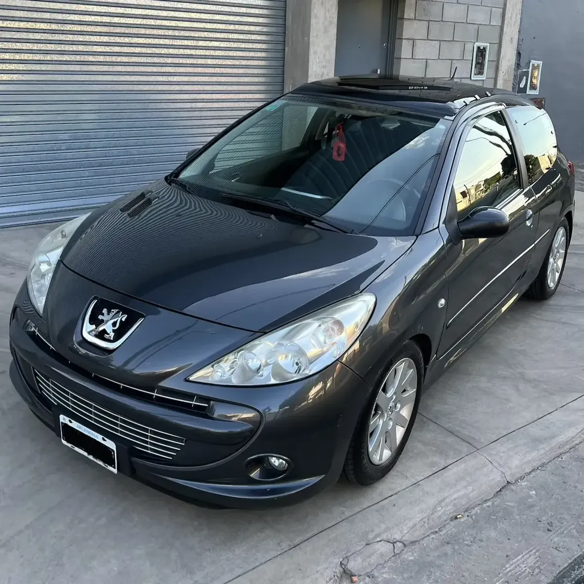 Peugeot 207 1.6 Feline 106cv