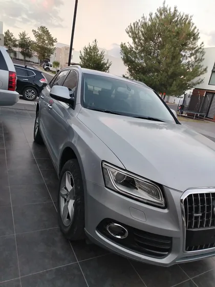 Audi Q5 2.0 L T Select Dsg
