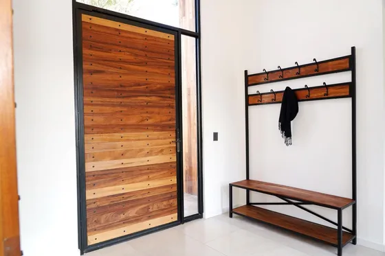 Casa En Venta En Barrio Los Pinares, Exaltación De La Cruz - 6 Ambientes