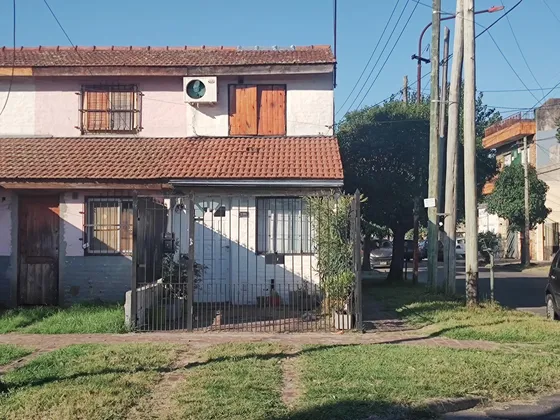 Duplex En Venta De 2 Ambientes Zona Hado Sur