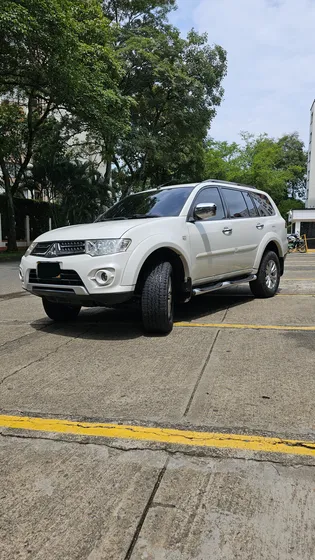 Mitsubishi Nativa 2.5l Fl