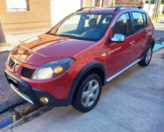 Renault Sandero Stepway 1.6 Luxe Gnc Titular