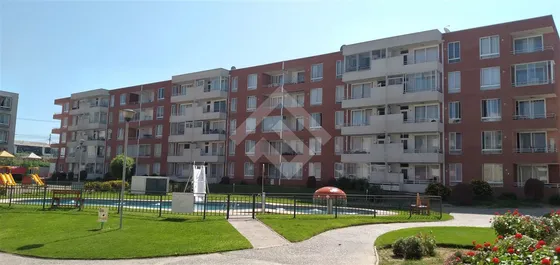 Departamento En Venta De 3 Dorm 1 Baño Piscina En La Serena