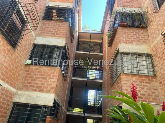 Amplio - Cómodo / Ciudad Casarapa - Apto. En Venta Cod. 25-23619 Carlos López