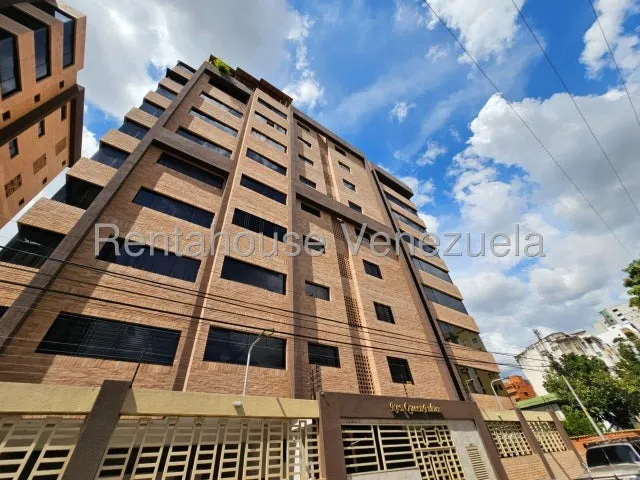 Vendo Apartamento En Urbanización La Soledad (queen Palace), Código 25-12181 Cm Leer Descripción