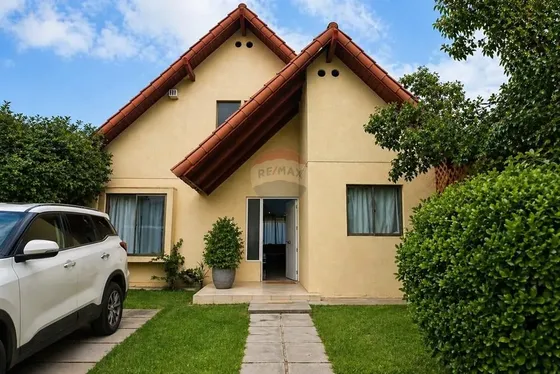 Condominio Amapolas Casa 4d+3b 248 Mts2