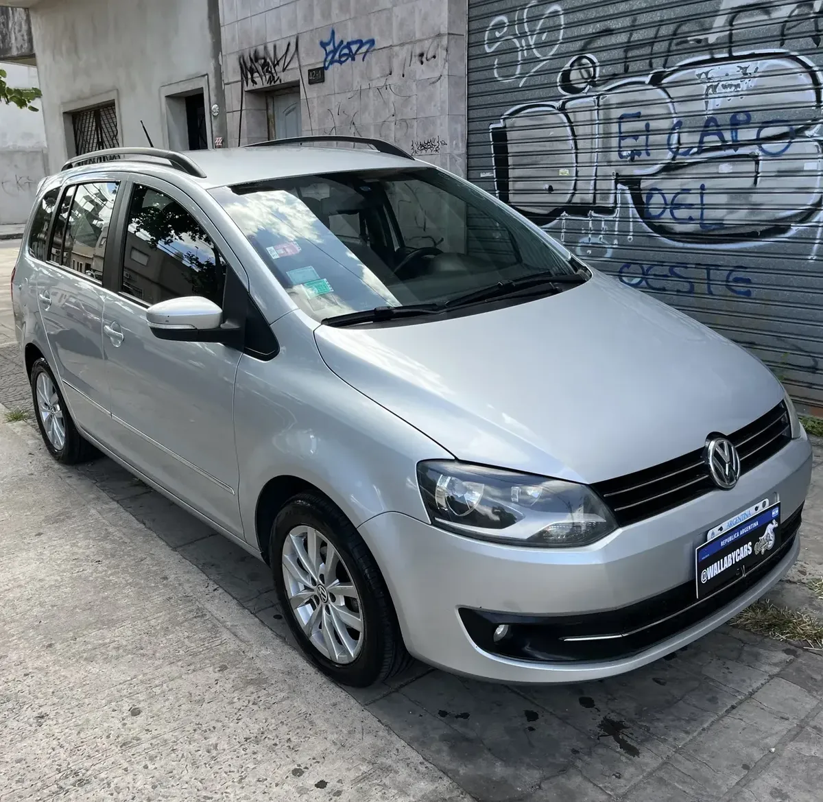Volkswagen Suran 1.6 Highline 101cv Cuero