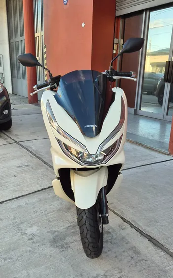 Pcx150 Modelo 2019 Color Beige