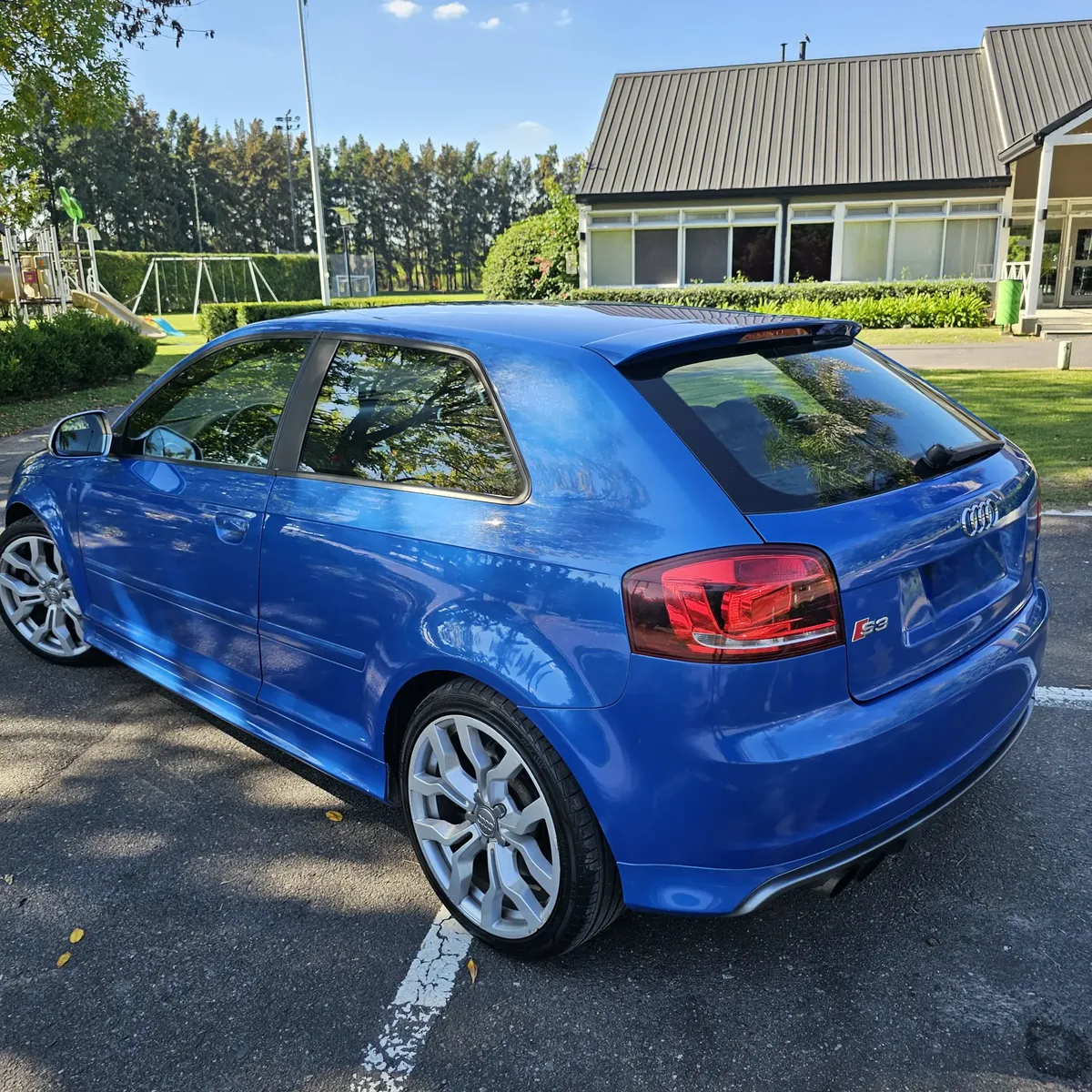 Miniatura 10