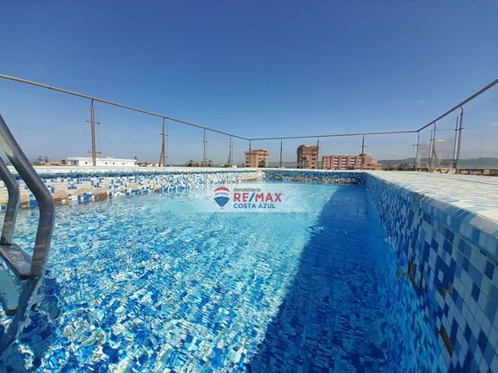 En Venta Terreno Con Bienhechuria Con Amplia Casa Vacacional Con Fines Posada A Una Cuadra De La Playa.