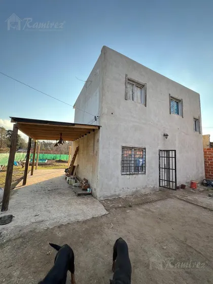 Casa 4 Ambientes En Venta - Francisco Alvarez, Moreno
