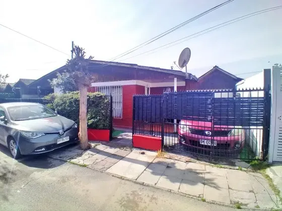 Hermosa Casa De Un Piso Ubicada En La C. La Florida