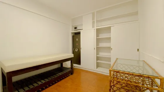 Venta Oficina 15 M2 Av Luro Galería Saidman