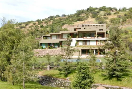 Casa En Arriendo De 4 Dorm. En Lo Barnechea