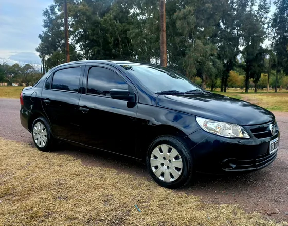 Volkswagen Voyage 1.6 Comfortline 101cv