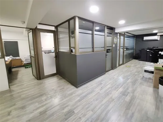 Oficina Remodelada En Excelente Ubicación En Providencia