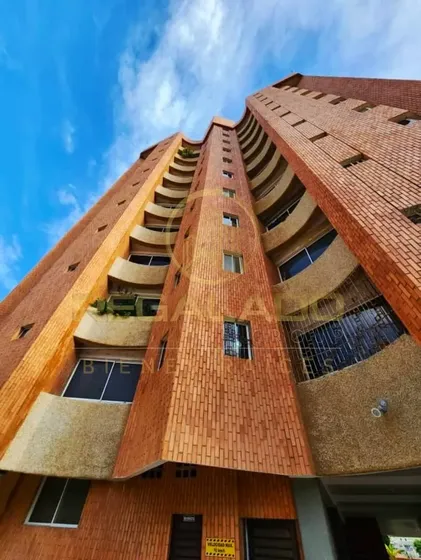 Av-1911 Zona Este Apartamento Residencias Ibiray Avenida El Milagro