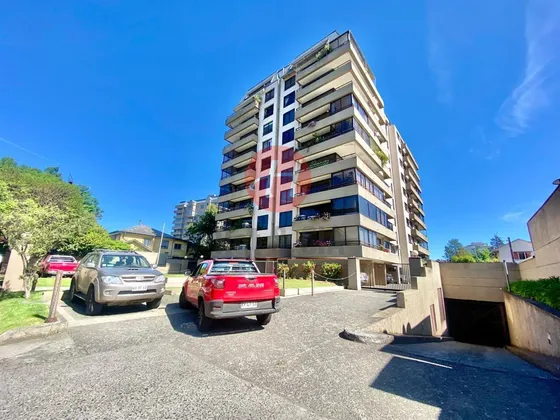 Departamento En Venta De 3 Dorm. En Temuco
