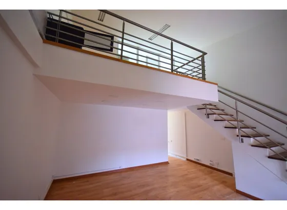 Oficina Dúplex En Arriendo Ubicada En El Alto De Las Palmas