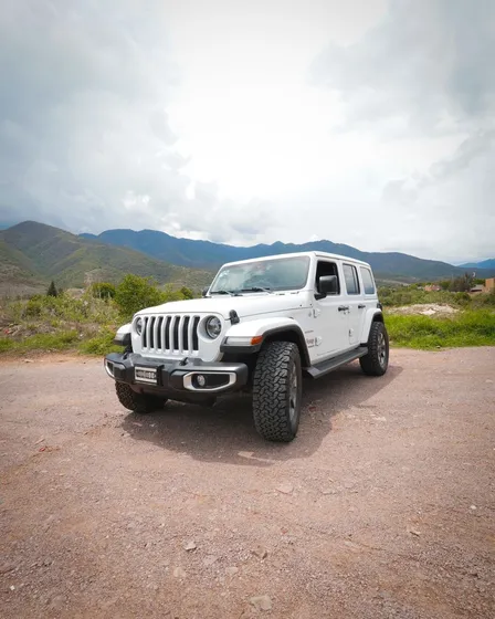 Jeep Wrangler 3.6 Sahara 4x4 At