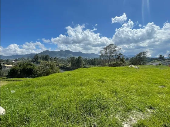 Lote En Unidad Cerrada En El Carmen De Viboral