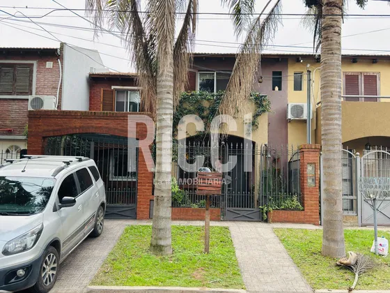 Casa Tipo Duplex En Venta 4 Ambientes En Berazategui