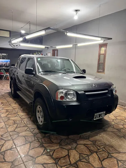 Nissan Frontier 2.8 D/c 4x2 Xe