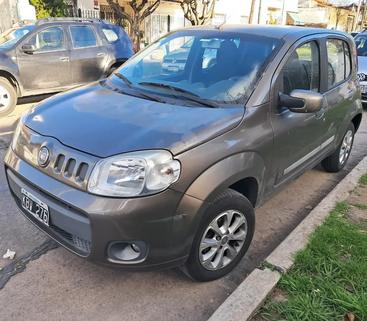 Fiat Uno 1.4 8V Sedan 5P