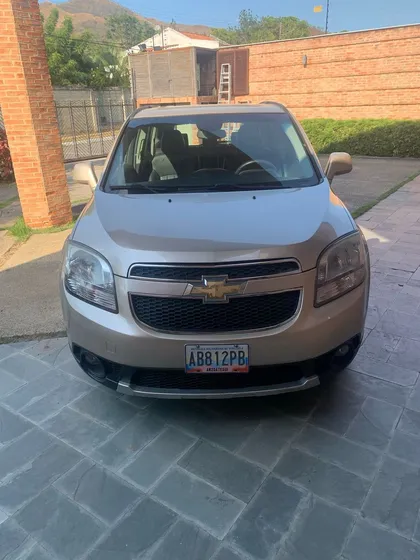 Chevrolet Orlando Station Wagon
