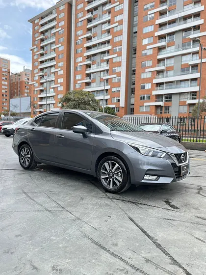 Nissan Versa 1.6 Advance