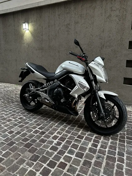 Kawasaki Er6n