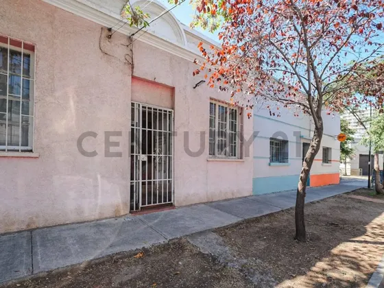 Casa Para Remodelar En Ñuñoa 5d-2b-